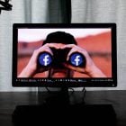 How to Prevent Facebook Friend From Viewing Pictures